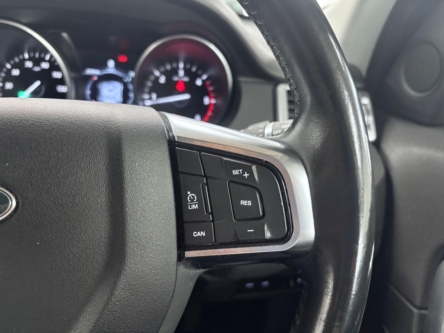 Used Land Rover Discovery Sport 2018 for sale - 76407467: Photo 69