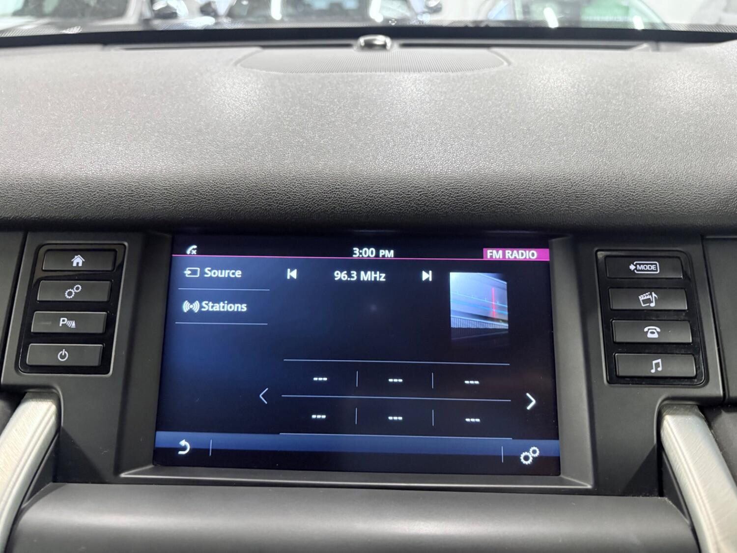 Used Land Rover Discovery Sport 2018 for sale - 76407467: Photo 81