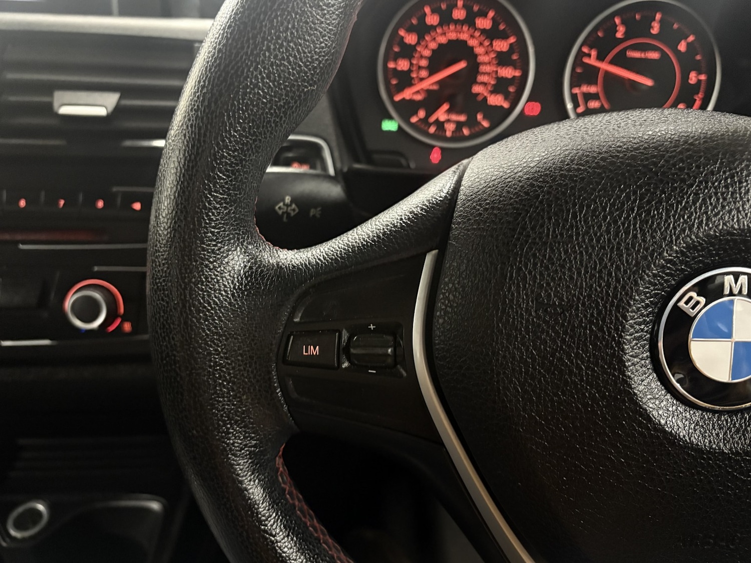 Used BMW 1 Series 2014 for sale - 77027889: Photo 42