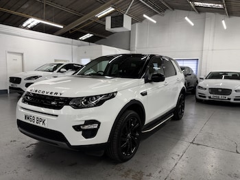 Used Land Rover Discovery Sport 2019 for sale - 78526343: Photo