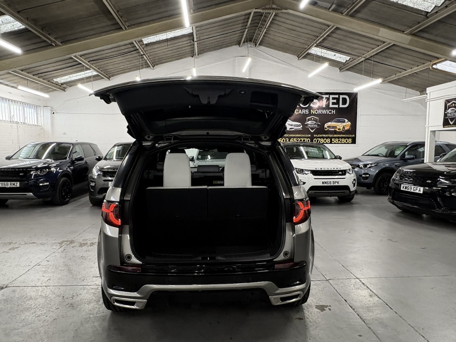 Used Land Rover Discovery Sport 2017 for sale - 78182839: Photo 19