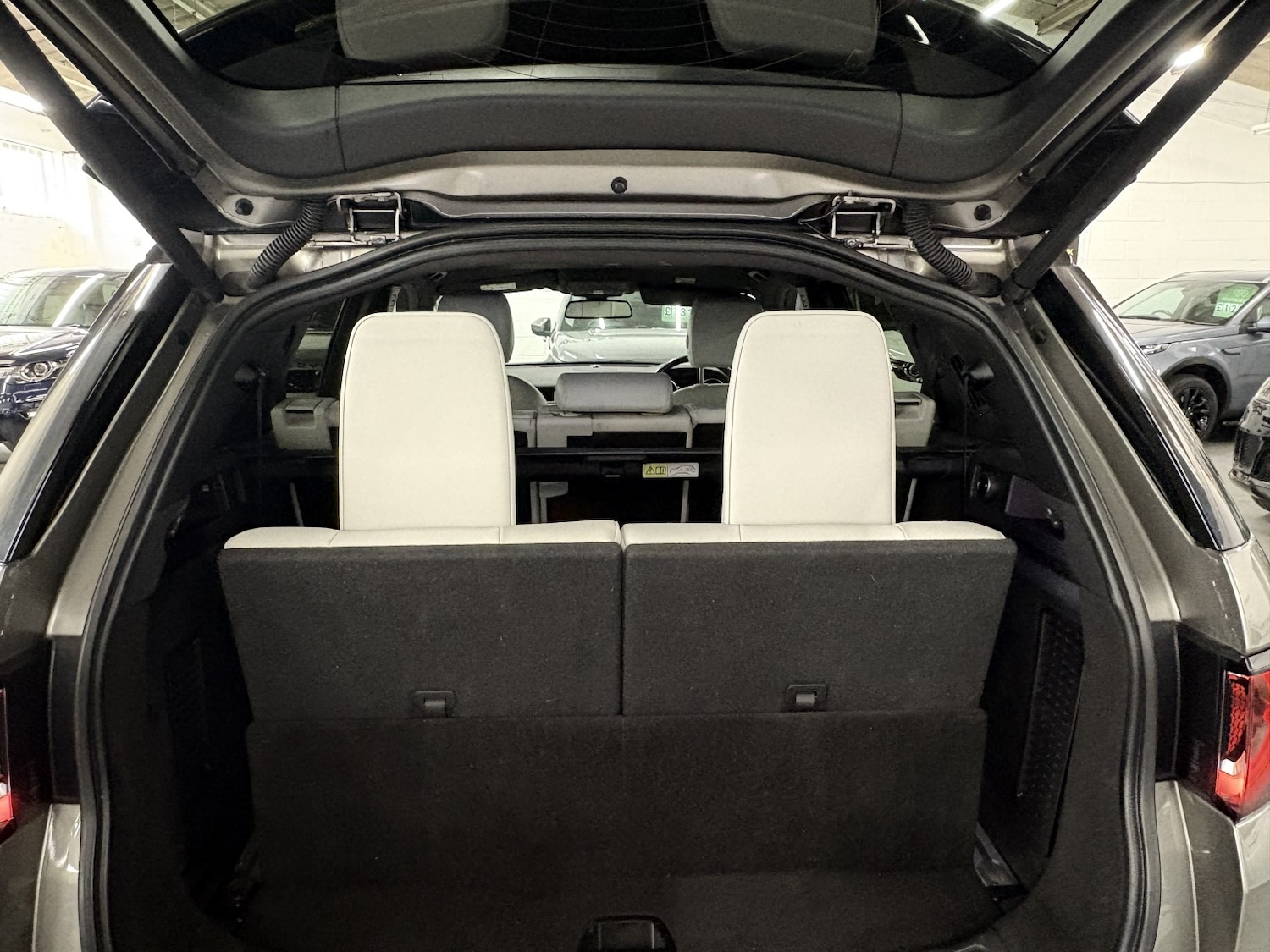 Used Land Rover Discovery Sport 2017 for sale - 78182839: Photo 21