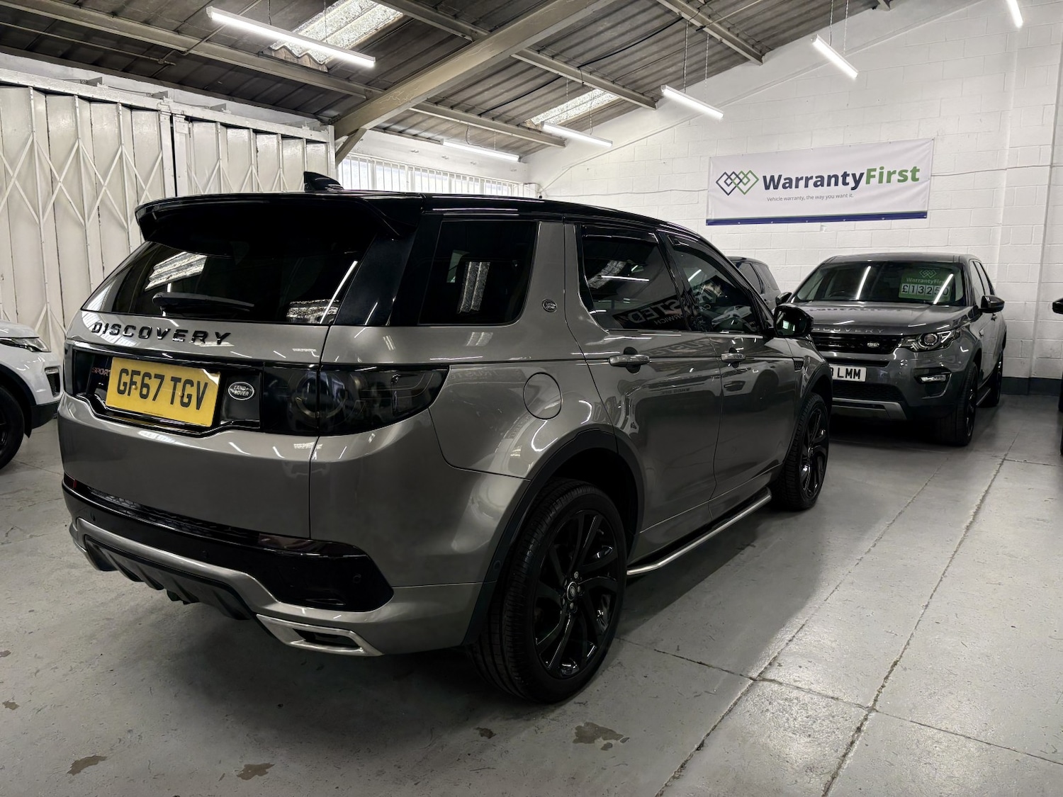 Used Land Rover Discovery Sport 2017 for sale - 78182839: Photo 3