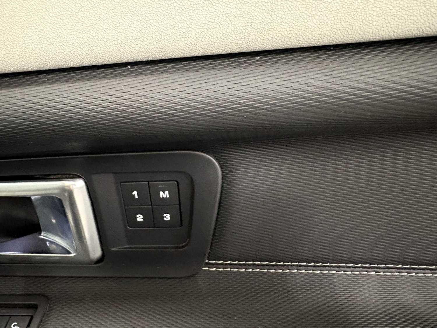 Used Land Rover Discovery Sport 2017 for sale - 78182839: Photo 35