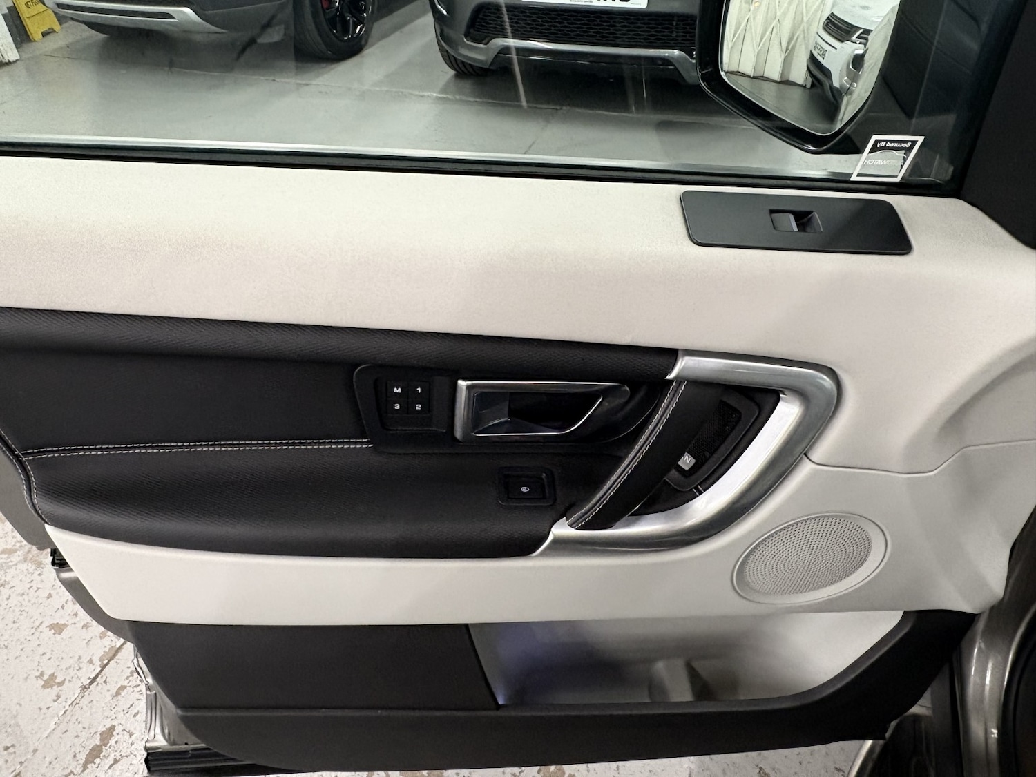 Used Land Rover Discovery Sport 2017 for sale - 78182839: Photo 51