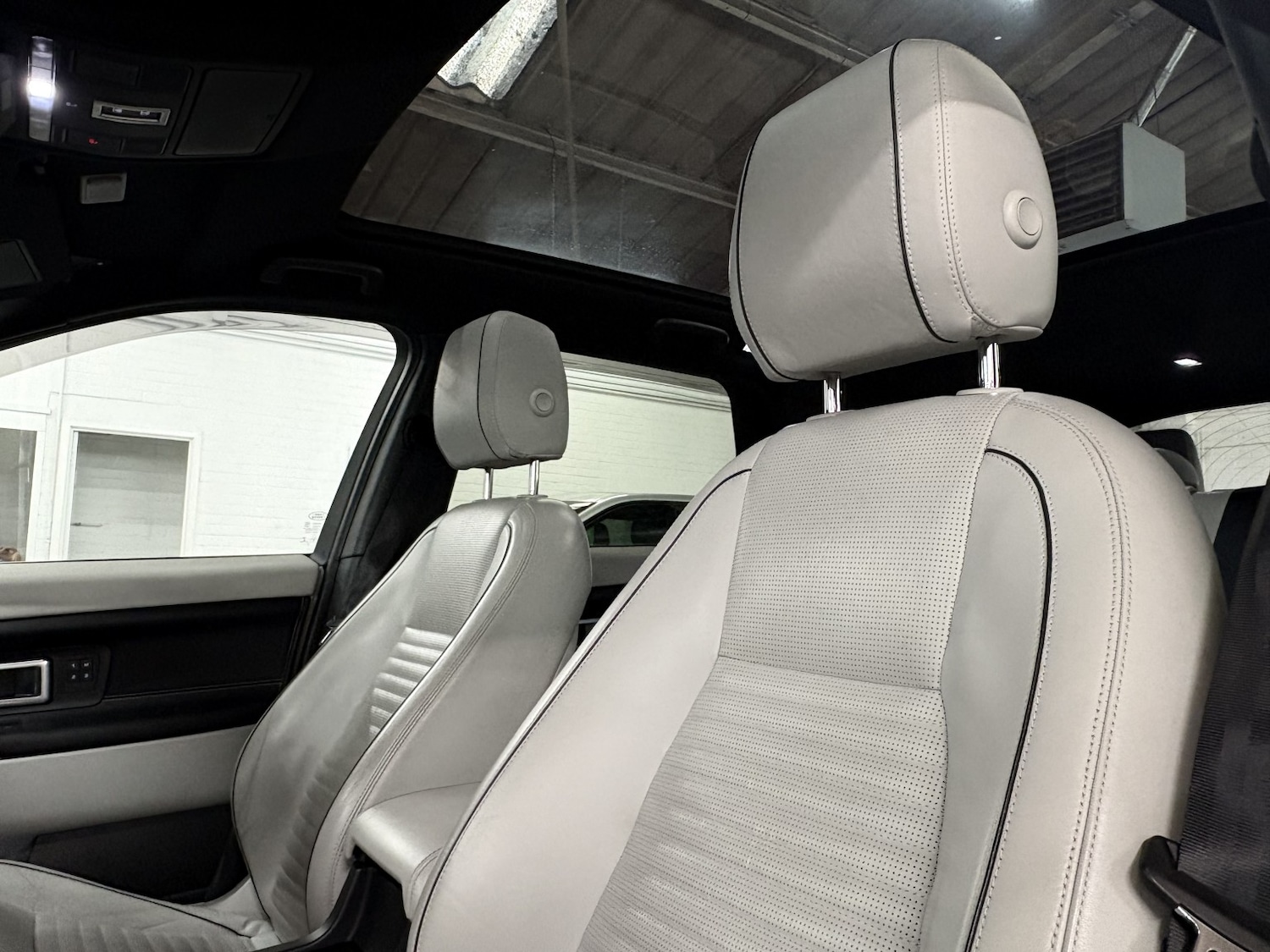 Used Land Rover Discovery Sport 2017 for sale - 78182839: Photo 57