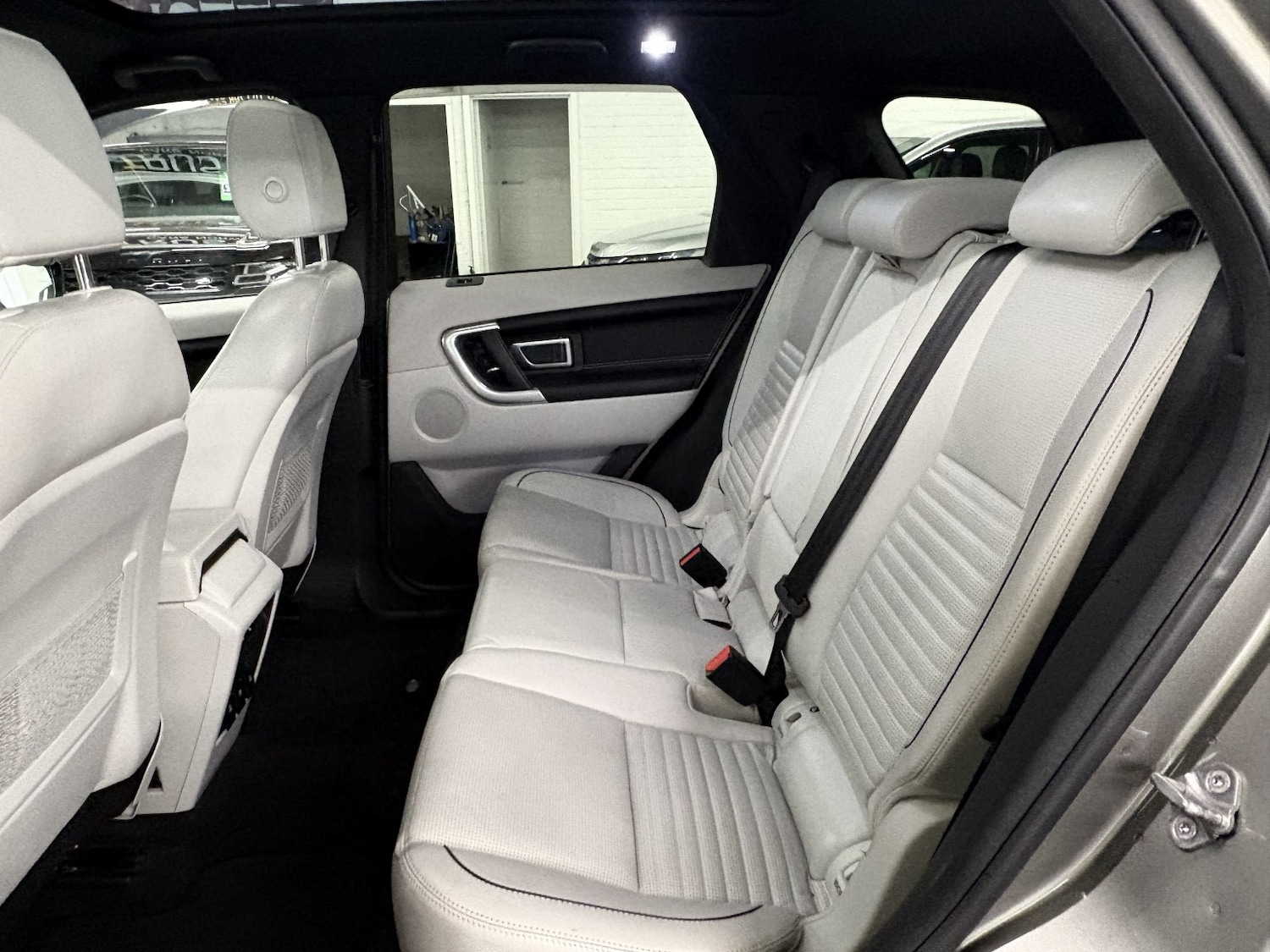 Used Land Rover Discovery Sport 2017 for sale - 78182839: Photo 63