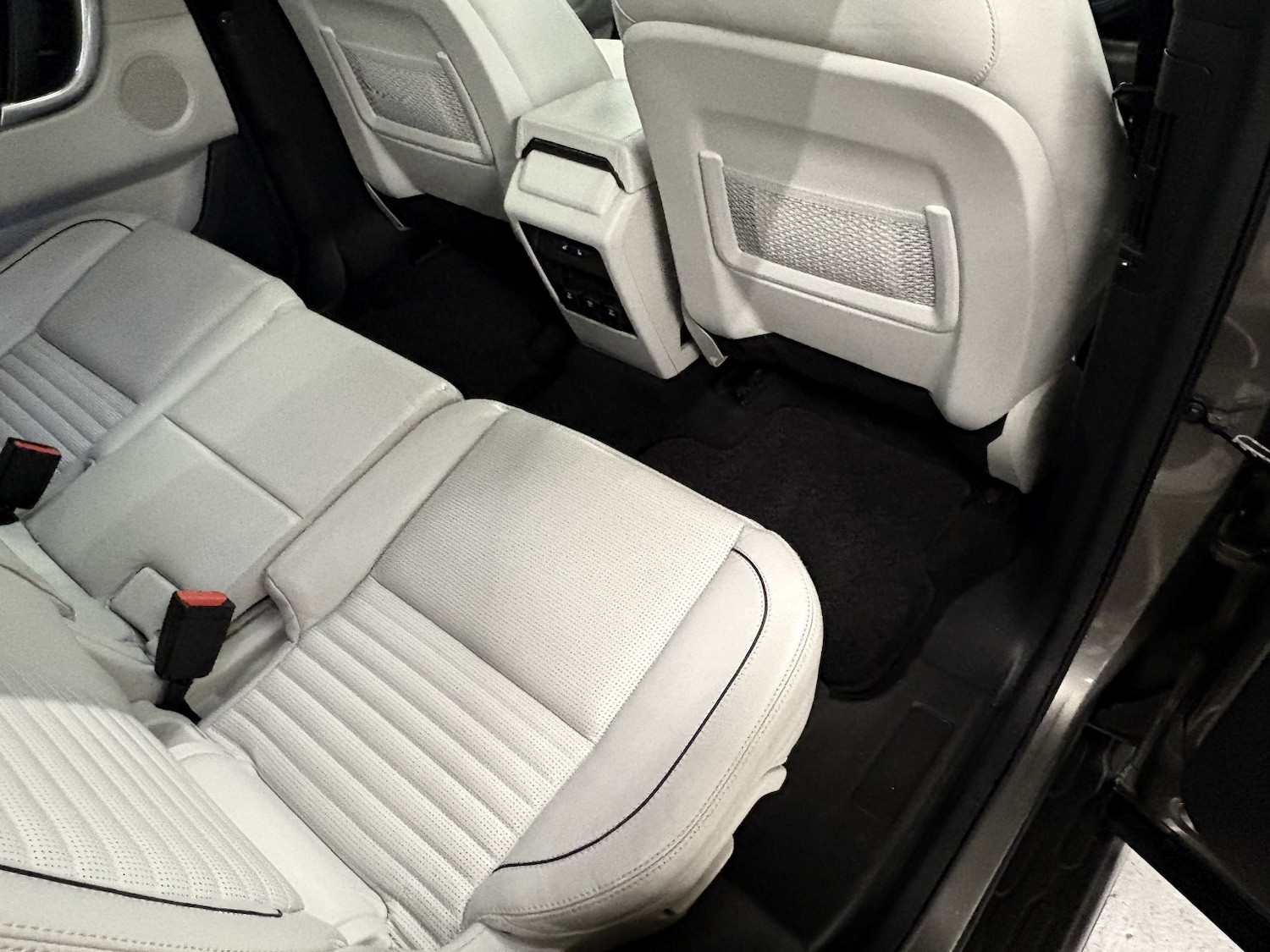 Used Land Rover Discovery Sport 2017 for sale - 78182839: Photo 67