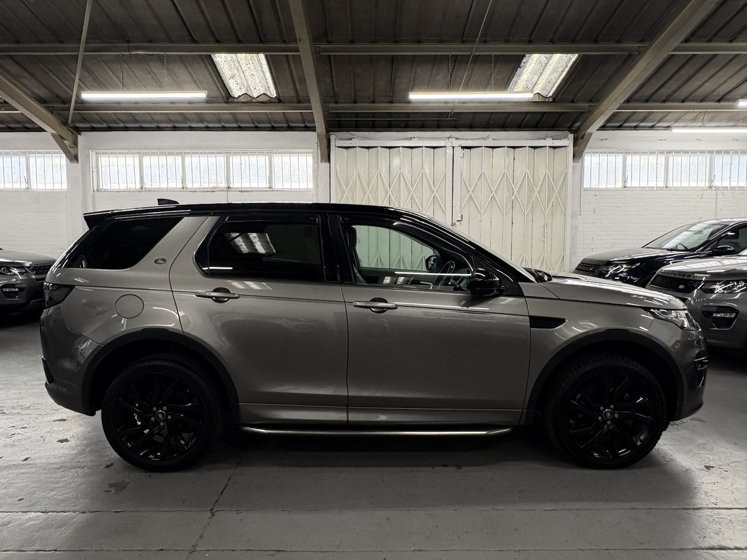 Used Land Rover Discovery Sport 2017 for sale - 78182839: Photo 7