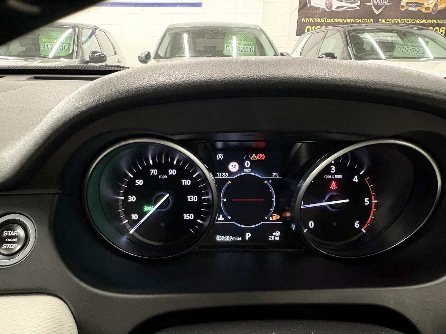 Used Land Rover Discovery Sport 2017 for sale - 78182839: Photo 84