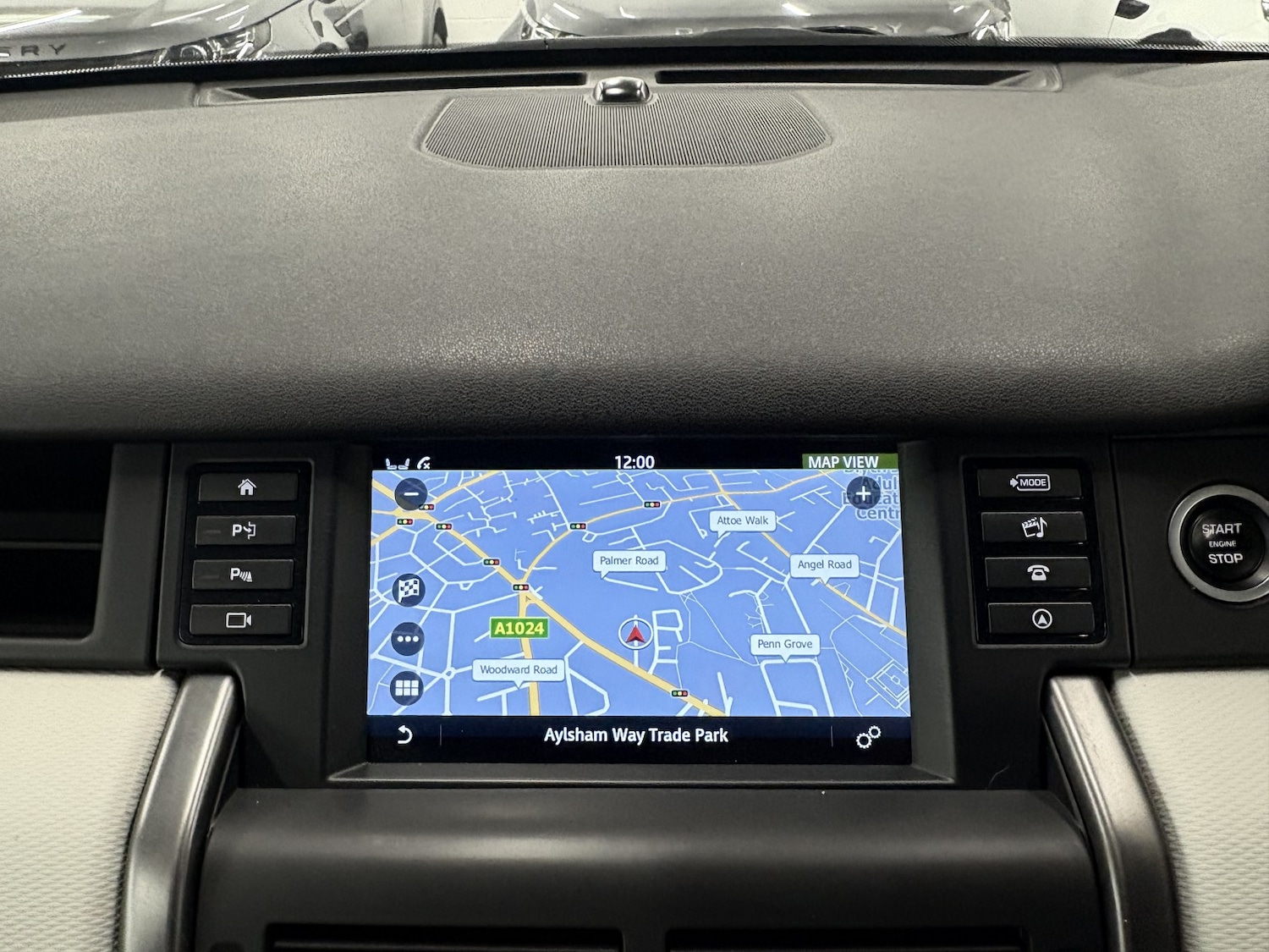 Used Land Rover Discovery Sport 2017 for sale - 78182839: Photo 94