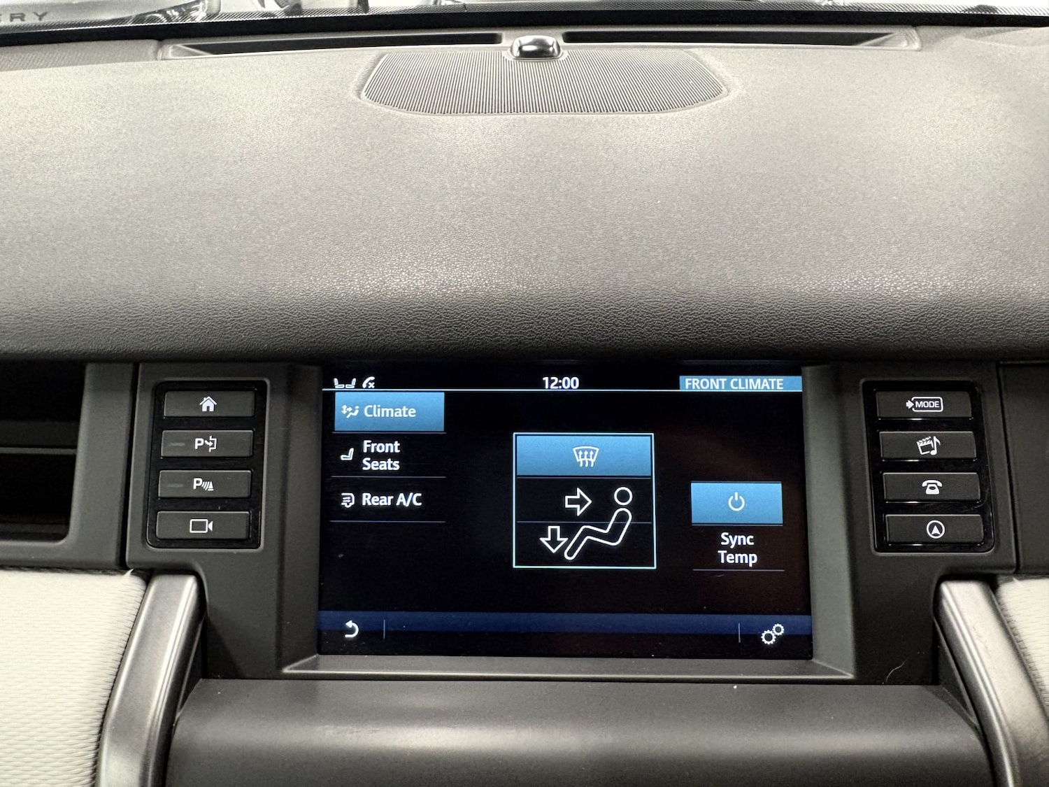 Used Land Rover Discovery Sport 2017 for sale - 78182839: Photo 96