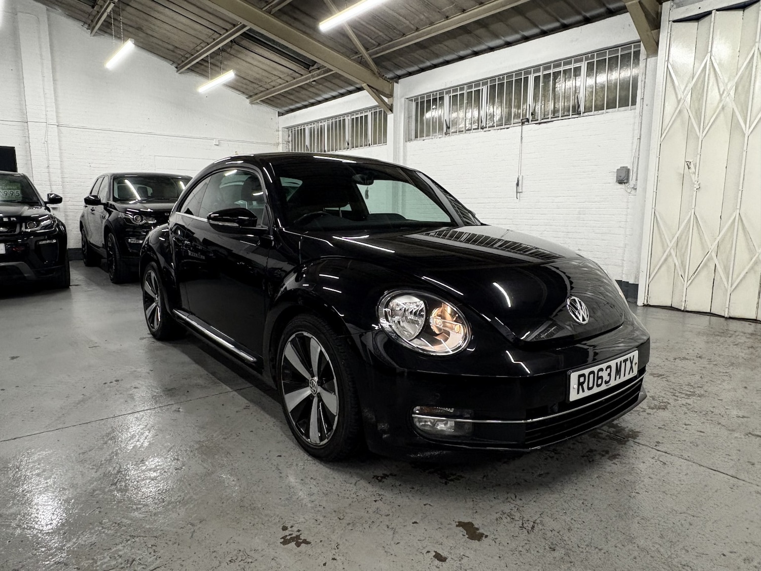 Used Volkswagen Beetle 2013 for sale - 77027892: Photo 2