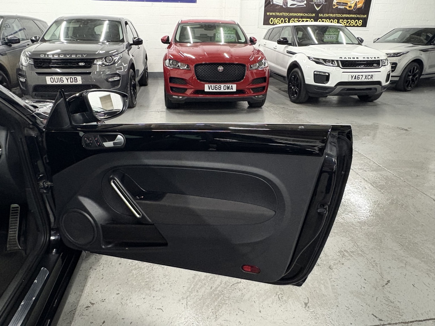 Used Volkswagen Beetle 2013 for sale - 77027892: Photo 23