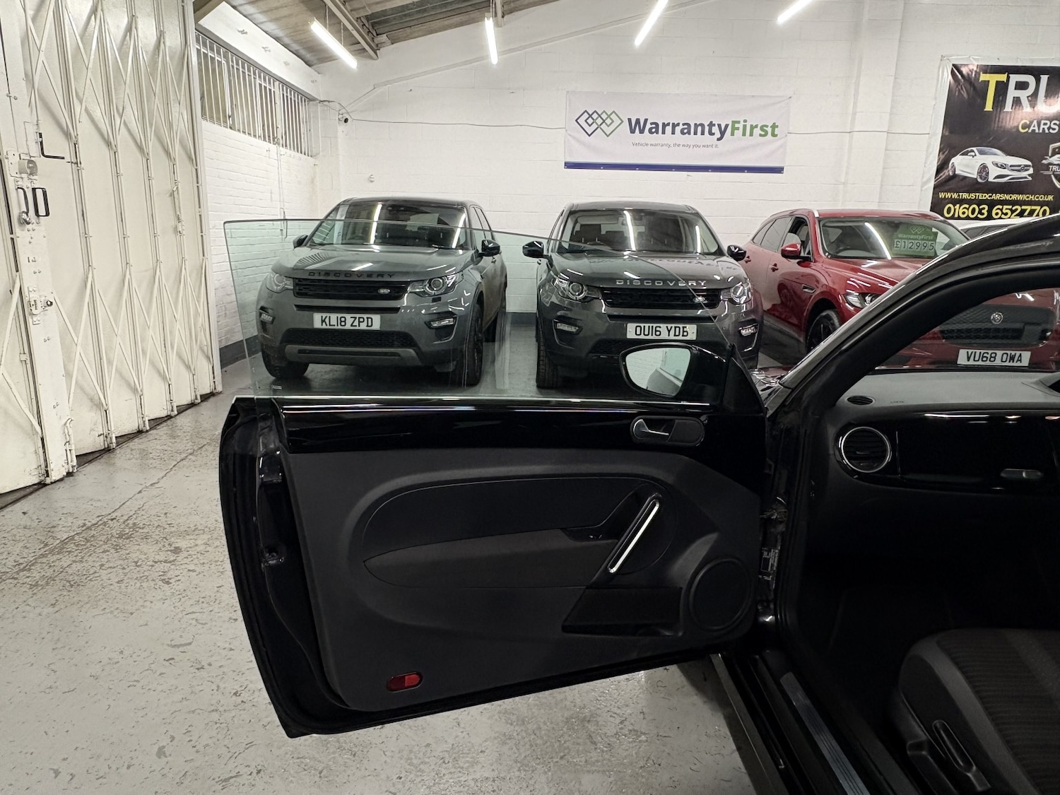 Used Volkswagen Beetle 2013 for sale - 77027892: Photo 31