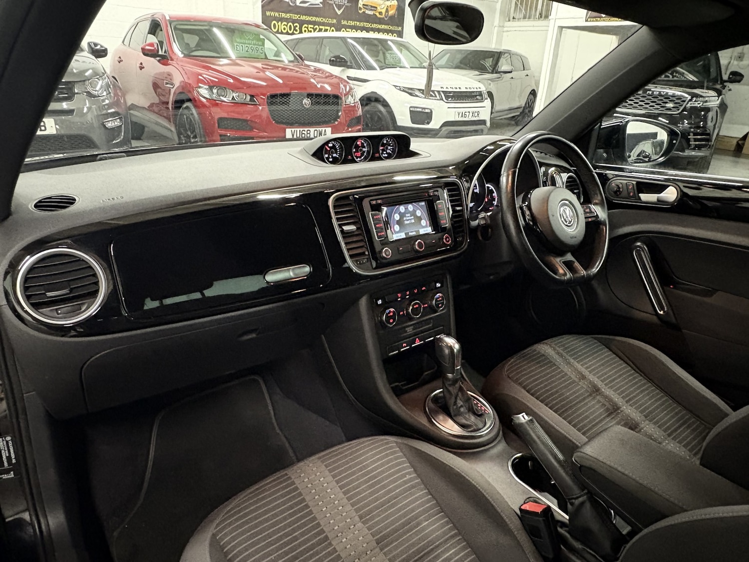 Used Volkswagen Beetle 2013 for sale - 77027892: Photo 33