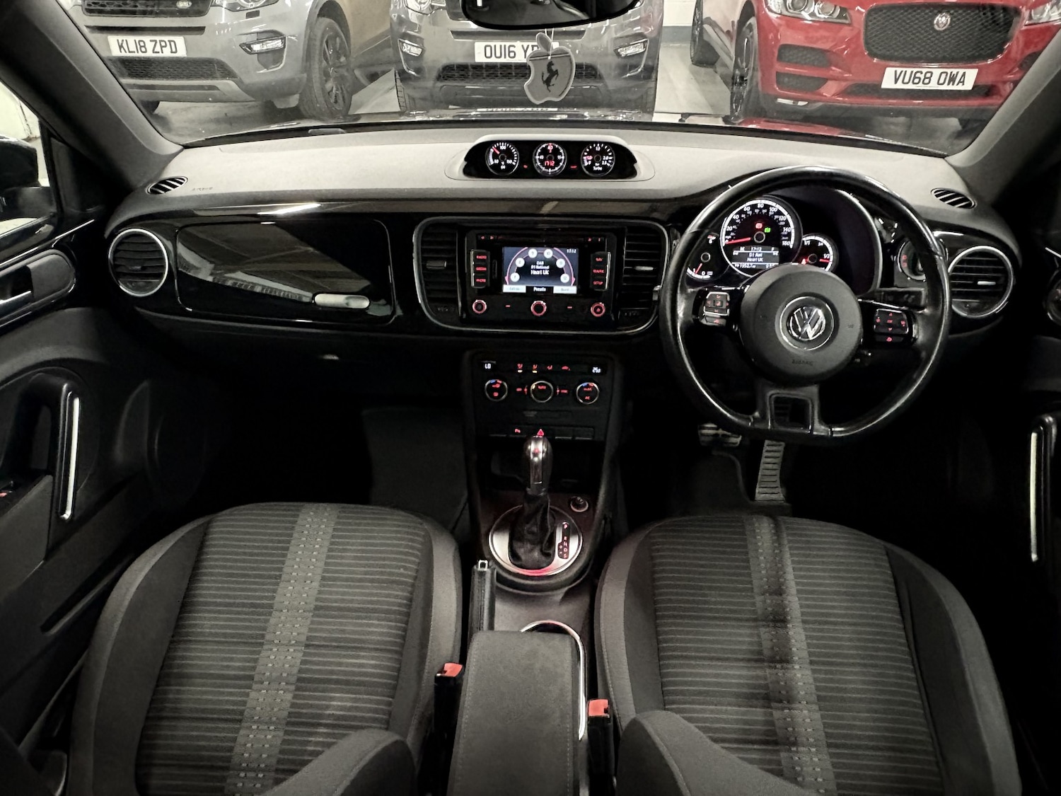 Used Volkswagen Beetle 2013 for sale - 77027892: Photo 43