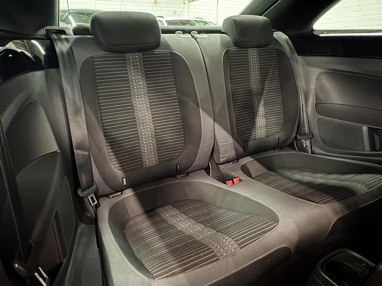 Used Volkswagen Beetle 2013 for sale - 77027892: Photo 44