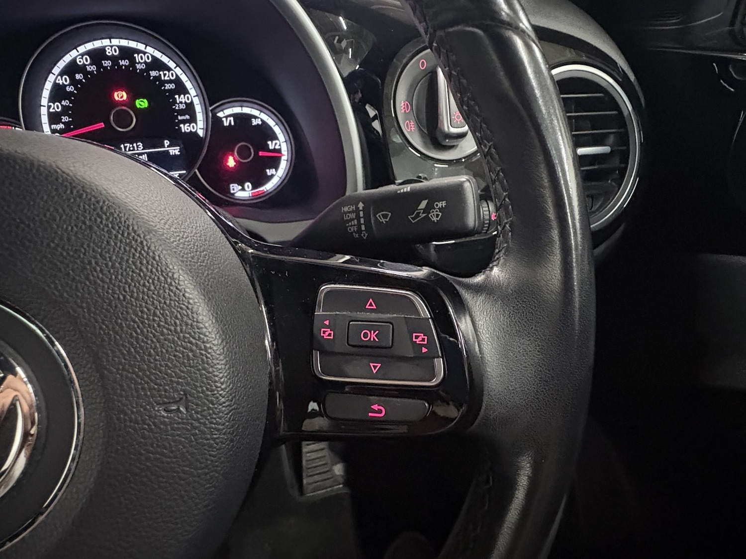 Used Volkswagen Beetle 2013 for sale - 77027892: Photo 50