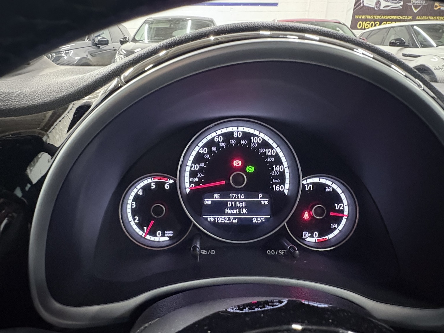 Used Volkswagen Beetle 2013 for sale - 77027892: Photo 51