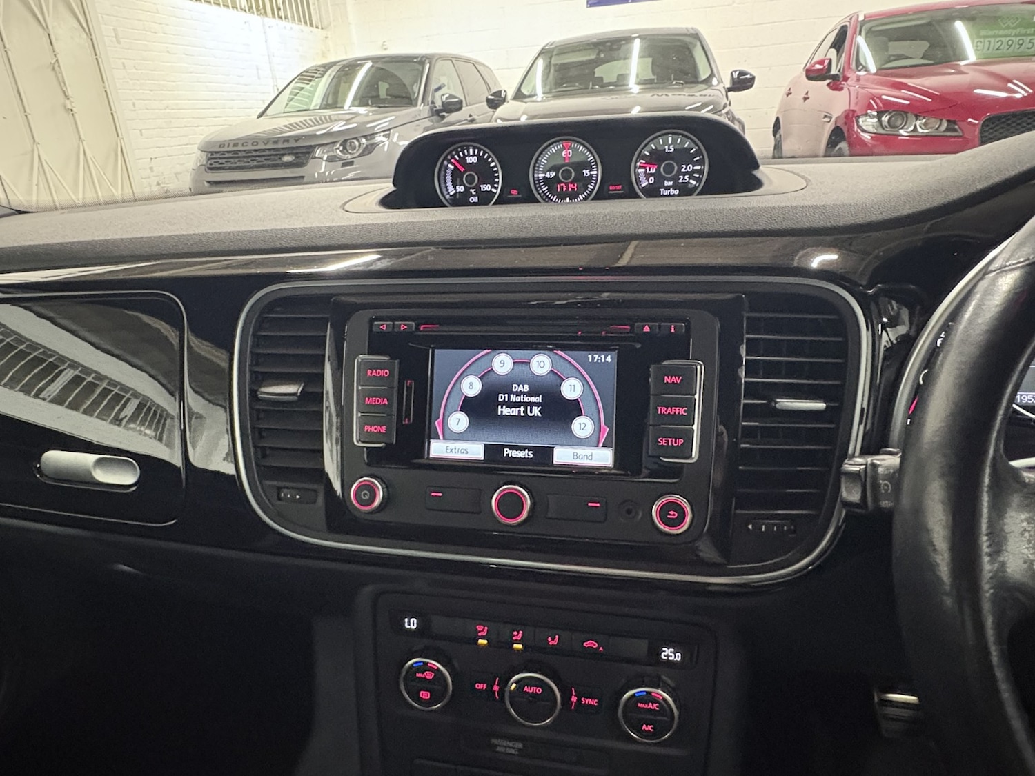 Used Volkswagen Beetle 2013 for sale - 77027892: Photo 55