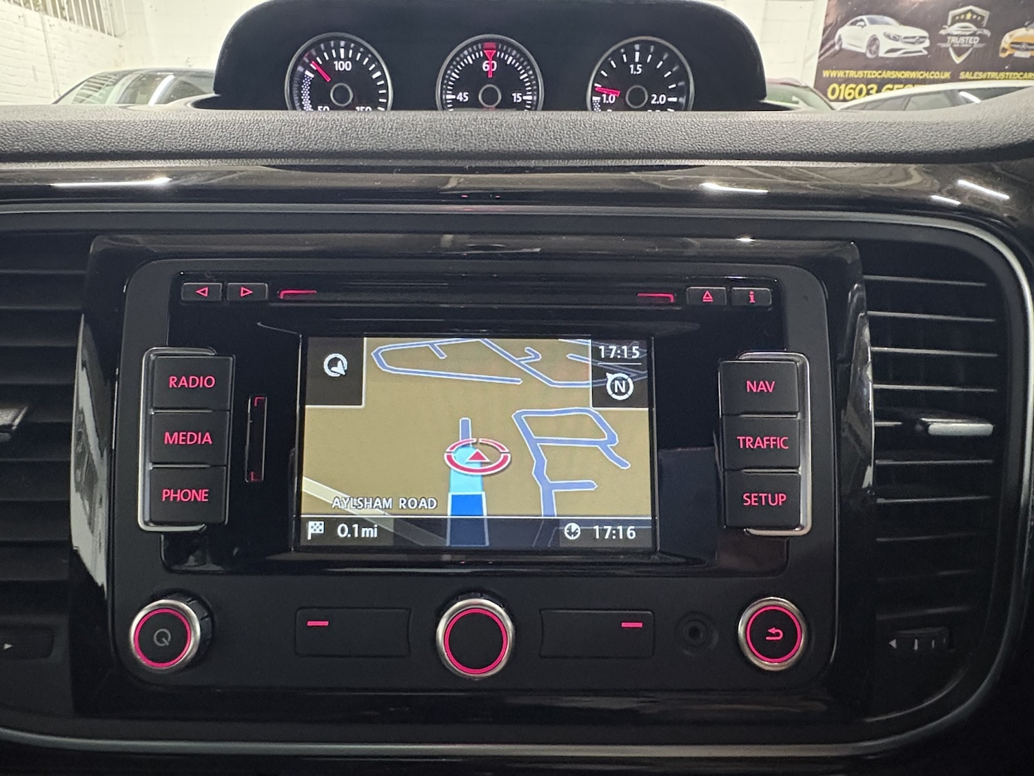 Used Volkswagen Beetle 2013 for sale - 77027892: Photo 57