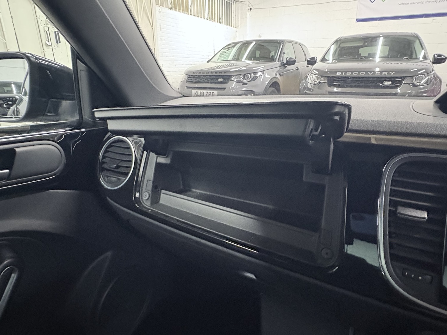 Used Volkswagen Beetle 2013 for sale - 77027892: Photo 64