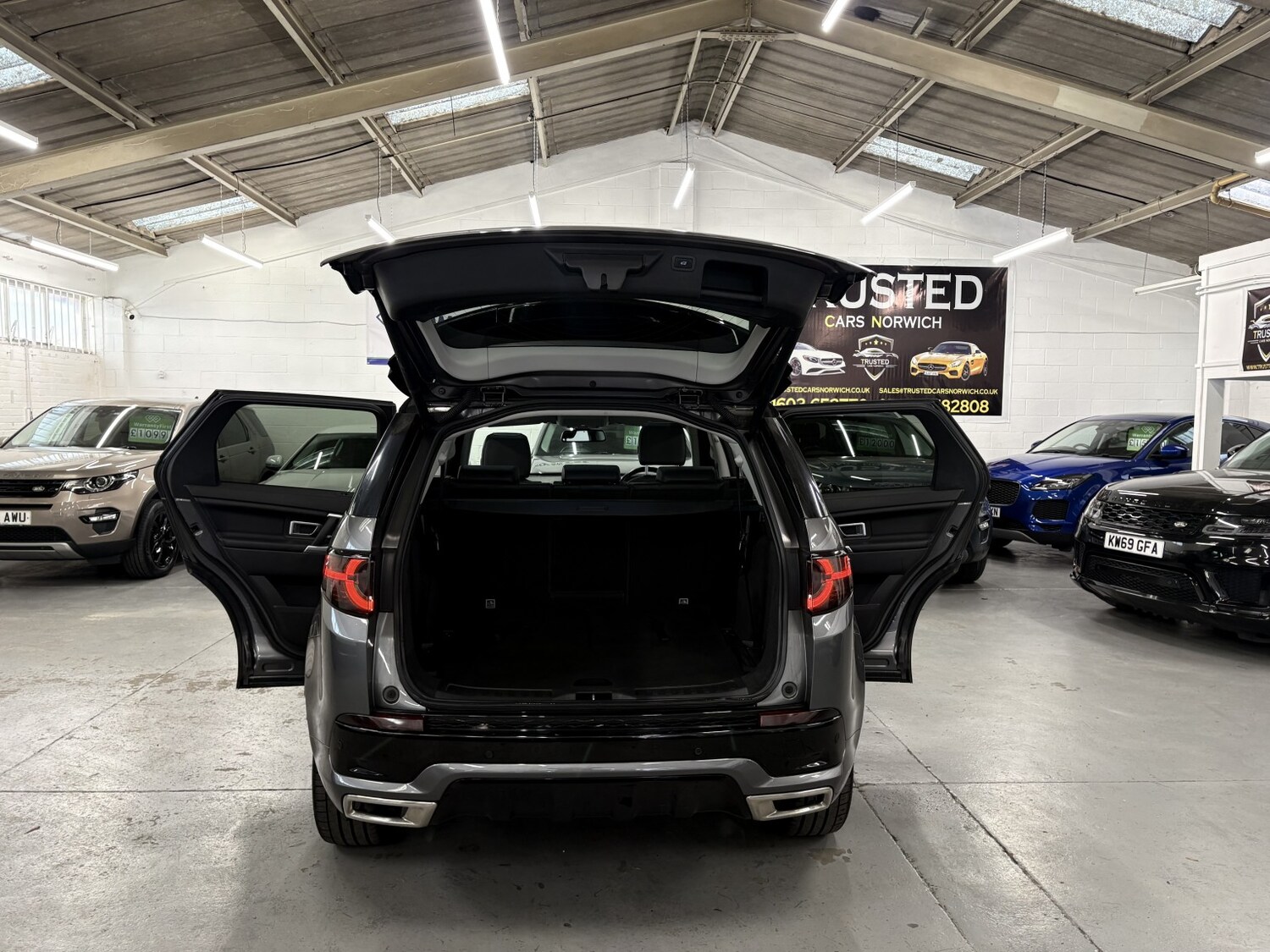 Used Land Rover Discovery Sport 2019 for sale - 77991583: Photo 12