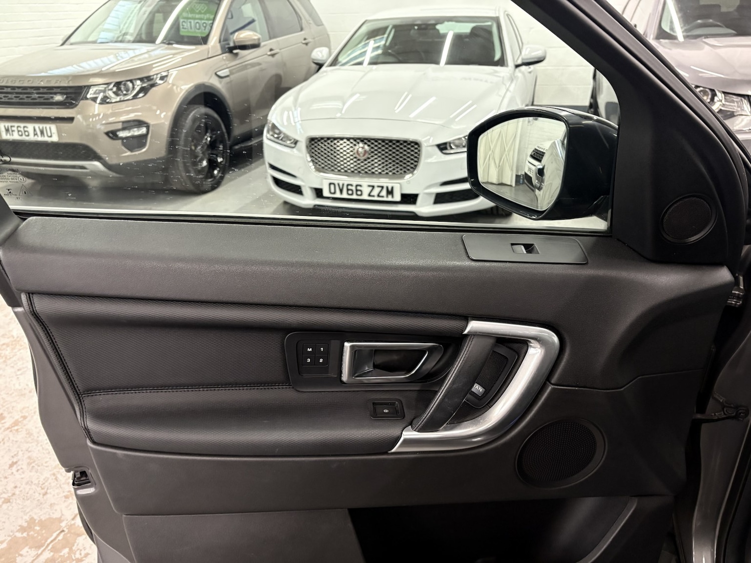 Used Land Rover Discovery Sport 2019 for sale - 77991583: Photo 44