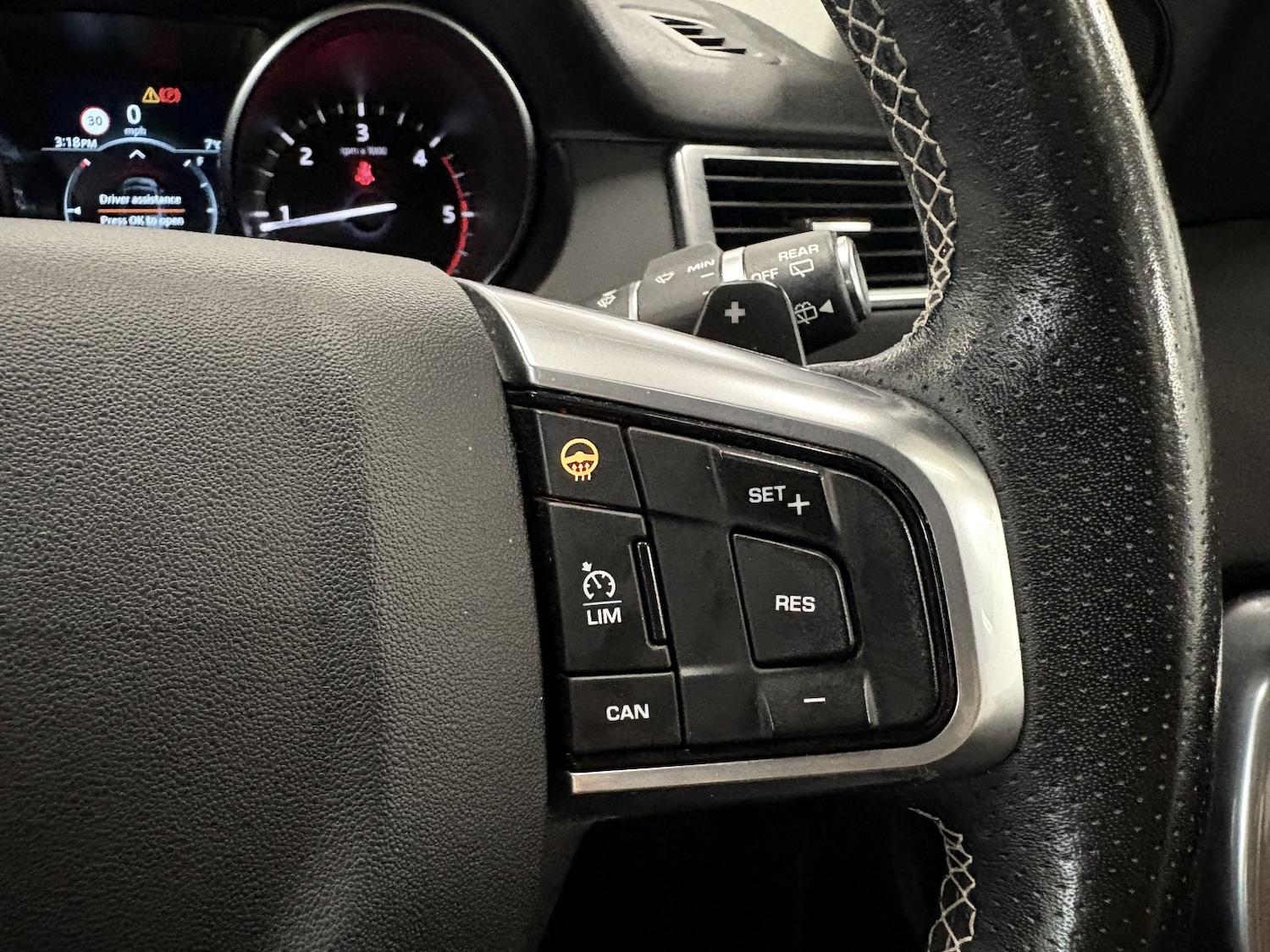 Used Land Rover Discovery Sport 2019 for sale - 77991583: Photo 67