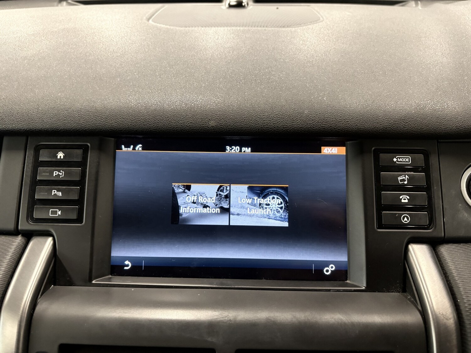 Used Land Rover Discovery Sport 2019 for sale - 77991583: Photo 85