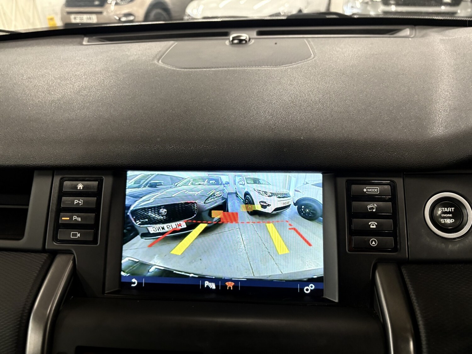 Used Land Rover Discovery Sport 2019 for sale - 77991583: Photo 91