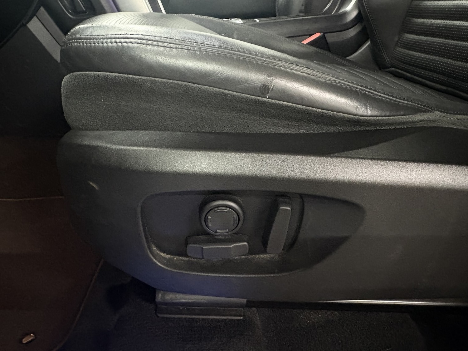 Used Land Rover Discovery Sport 2018 for sale - 77296799: Photo 57