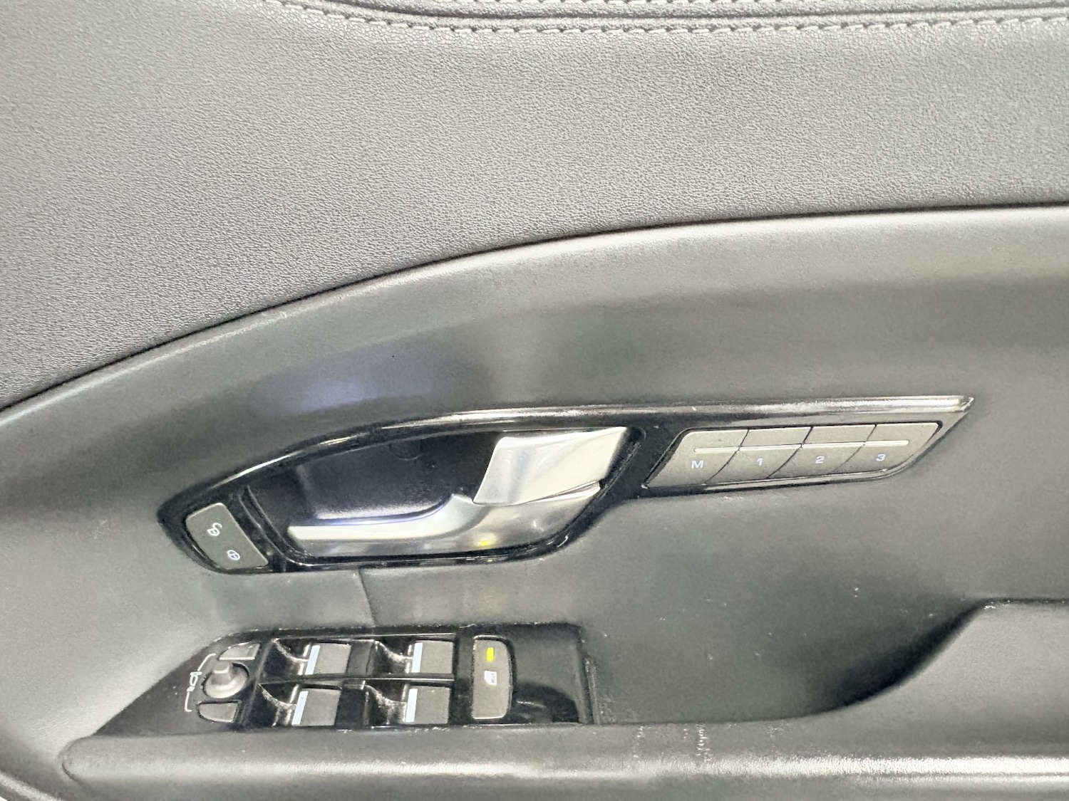 Used Land Rover Range Rover Evoque 2019 for sale - 77595382: Photo 48