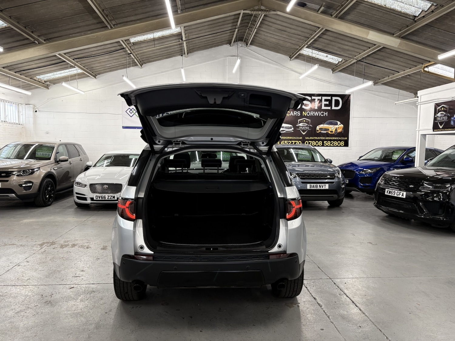 Used Land Rover Discovery Sport 2018 for sale - 77991582: Photo 13