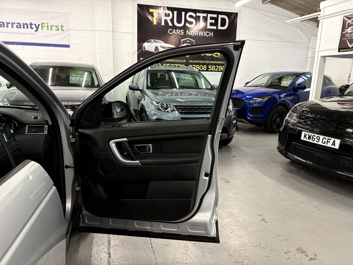 Used Land Rover Discovery Sport 2018 for sale - 77991582: Photo 25