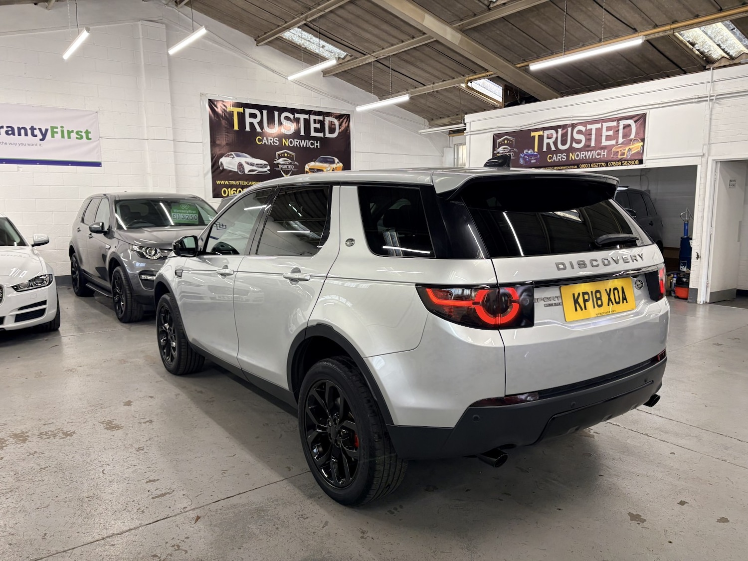 Used Land Rover Discovery Sport 2018 for sale - 77991582: Photo 3
