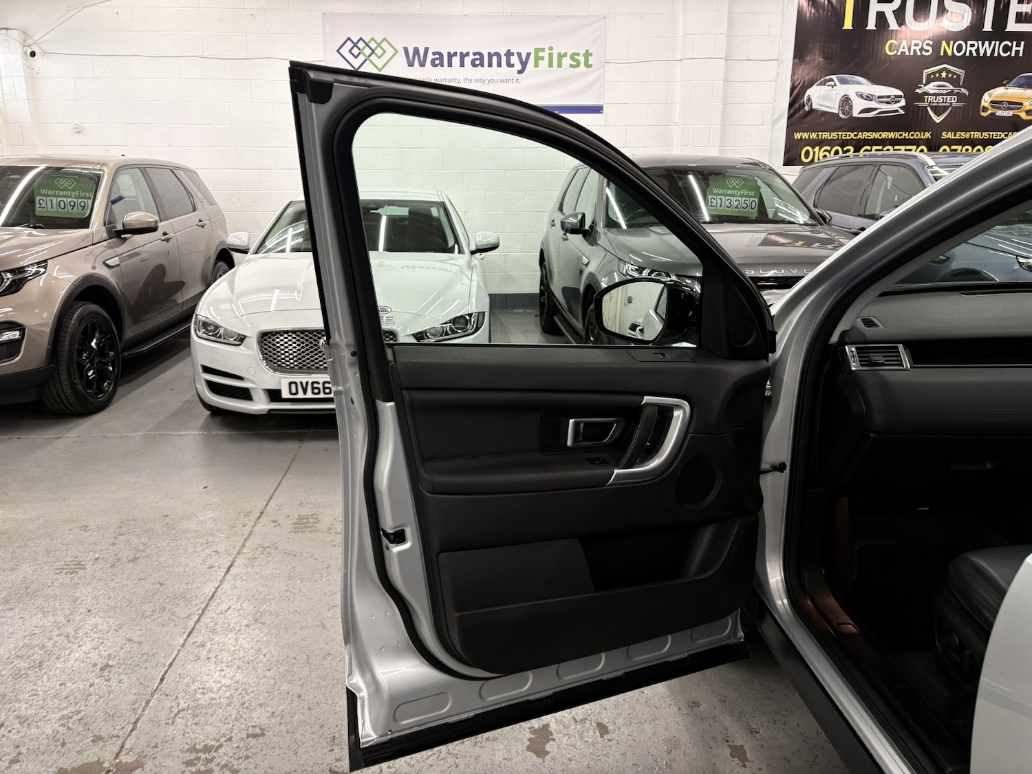 Used Land Rover Discovery Sport 2018 for sale - 77991582: Photo 38