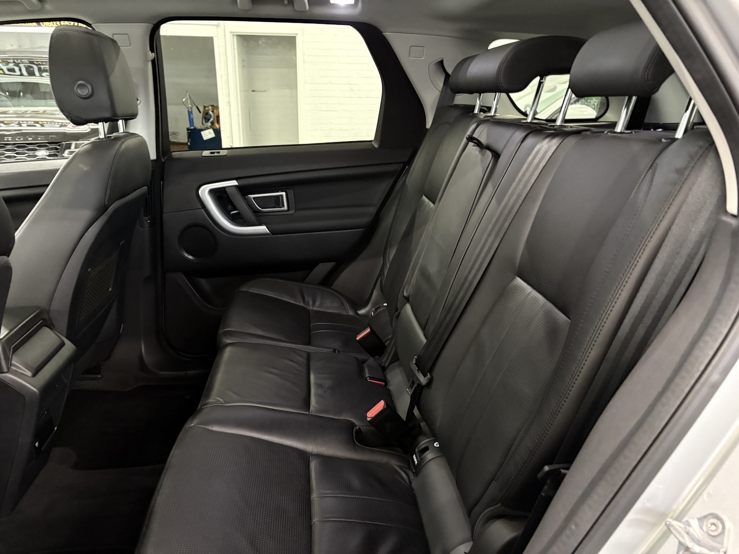 Used Land Rover Discovery Sport 2018 for sale - 77991582: Photo 43