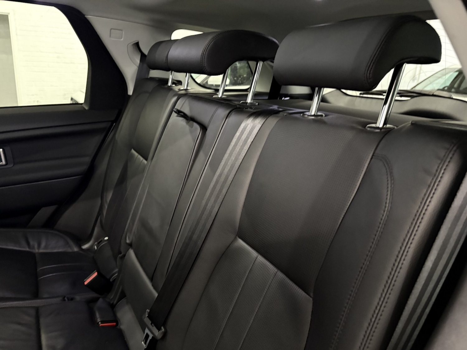 Used Land Rover Discovery Sport 2018 for sale - 77991582: Photo 47