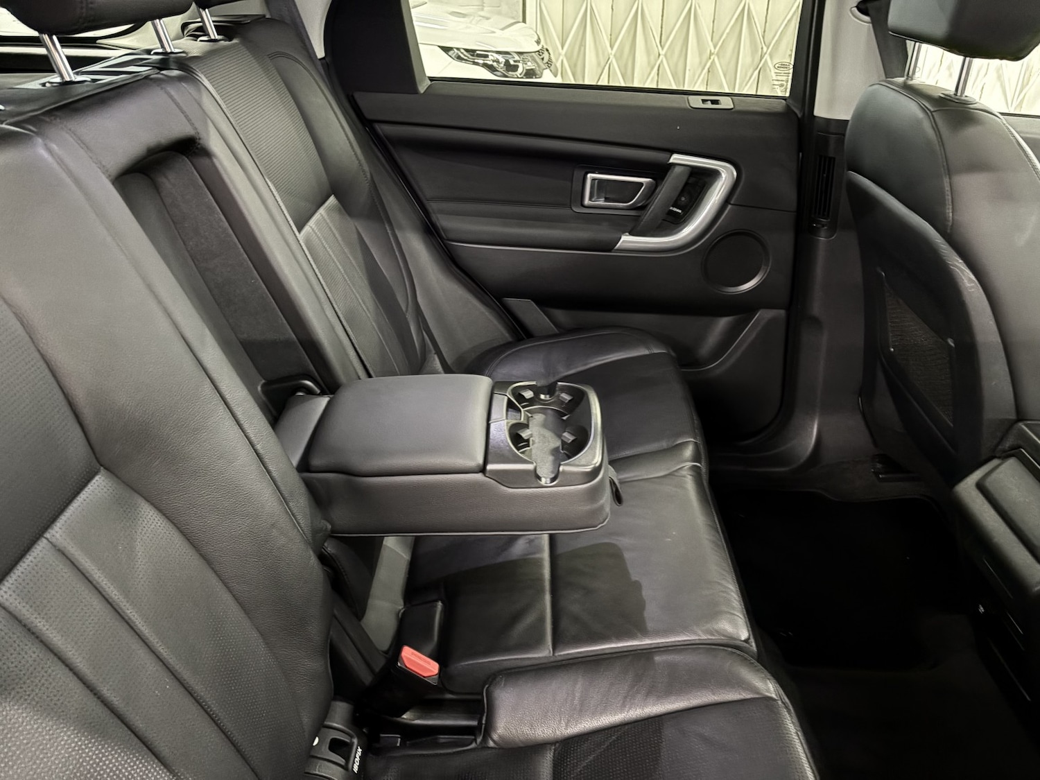 Used Land Rover Discovery Sport 2018 for sale - 77991582: Photo 48