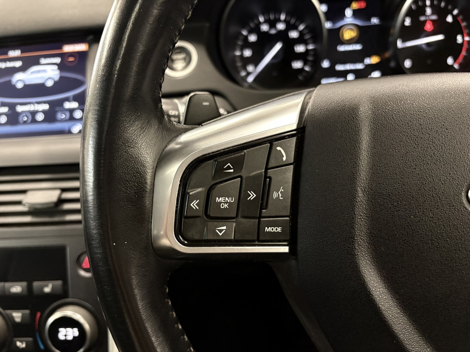 Used Land Rover Discovery Sport 2018 for sale - 77991582: Photo 58