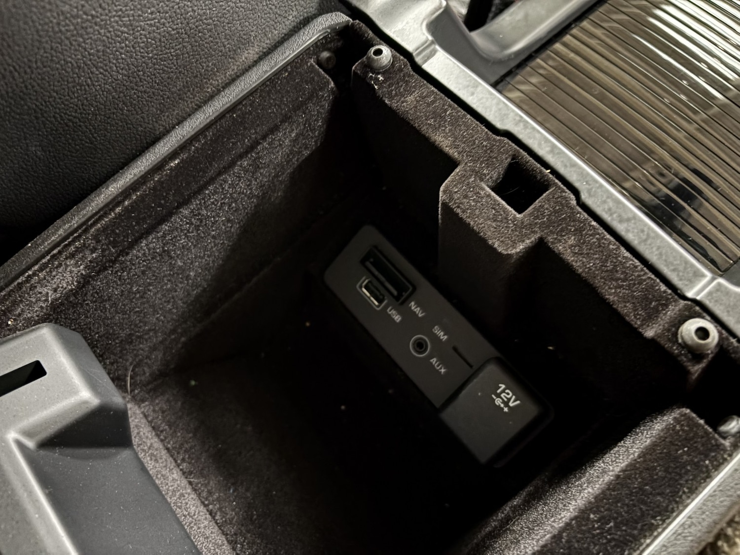 Used Land Rover Discovery Sport 2018 for sale - 77991582: Photo 68