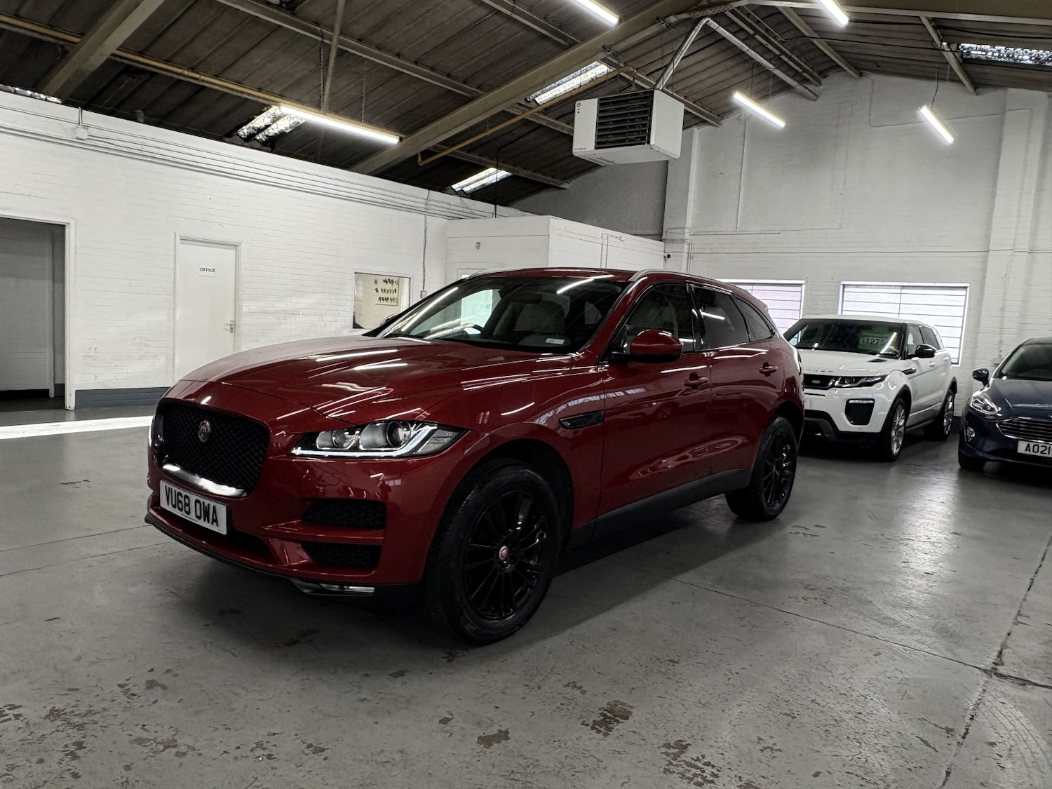 Used Jaguar F-Pace 2018 for sale - 77438381: Photo 10