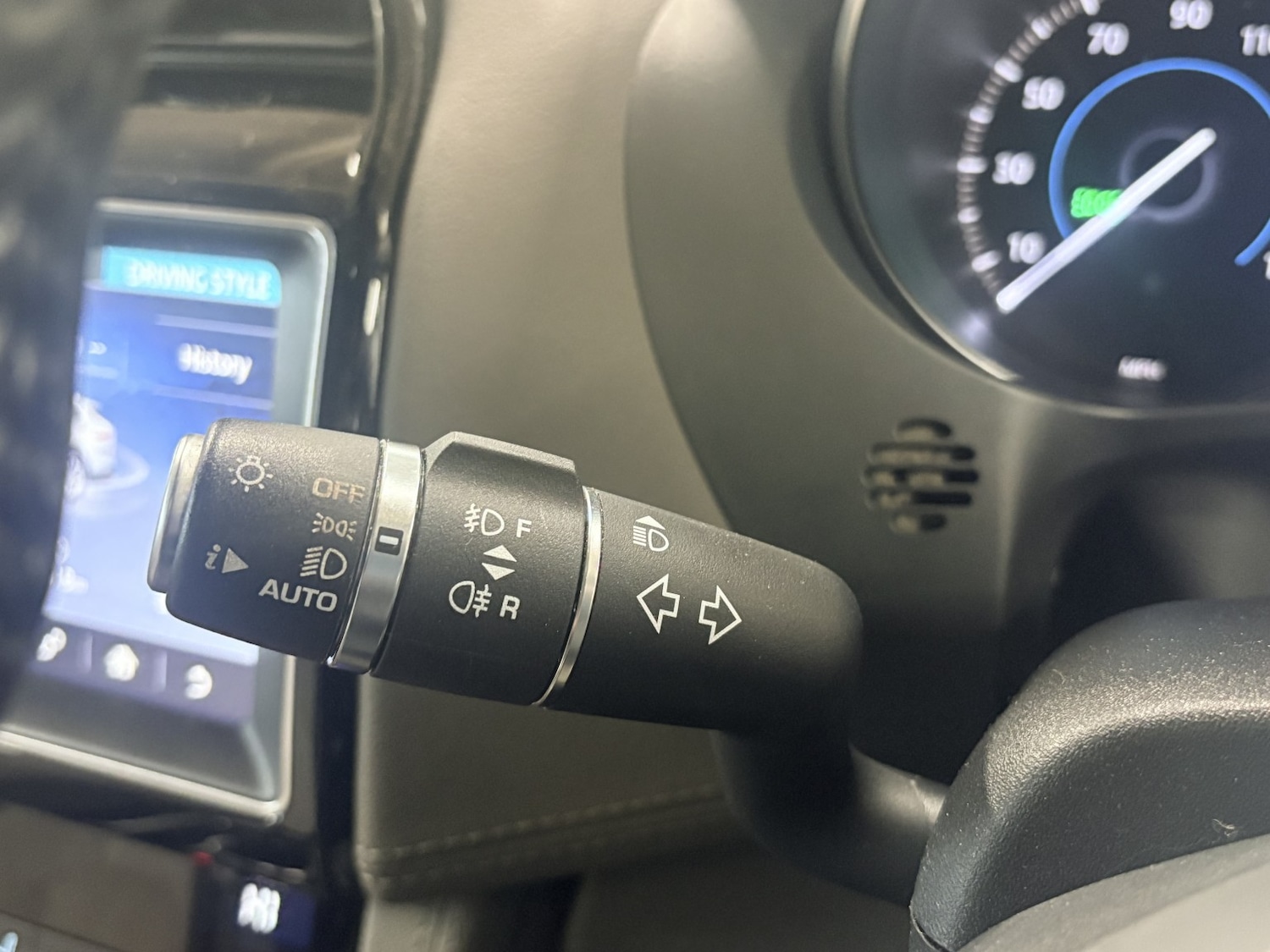 Used Jaguar F-Pace 2018 for sale - 77438381: Photo 100