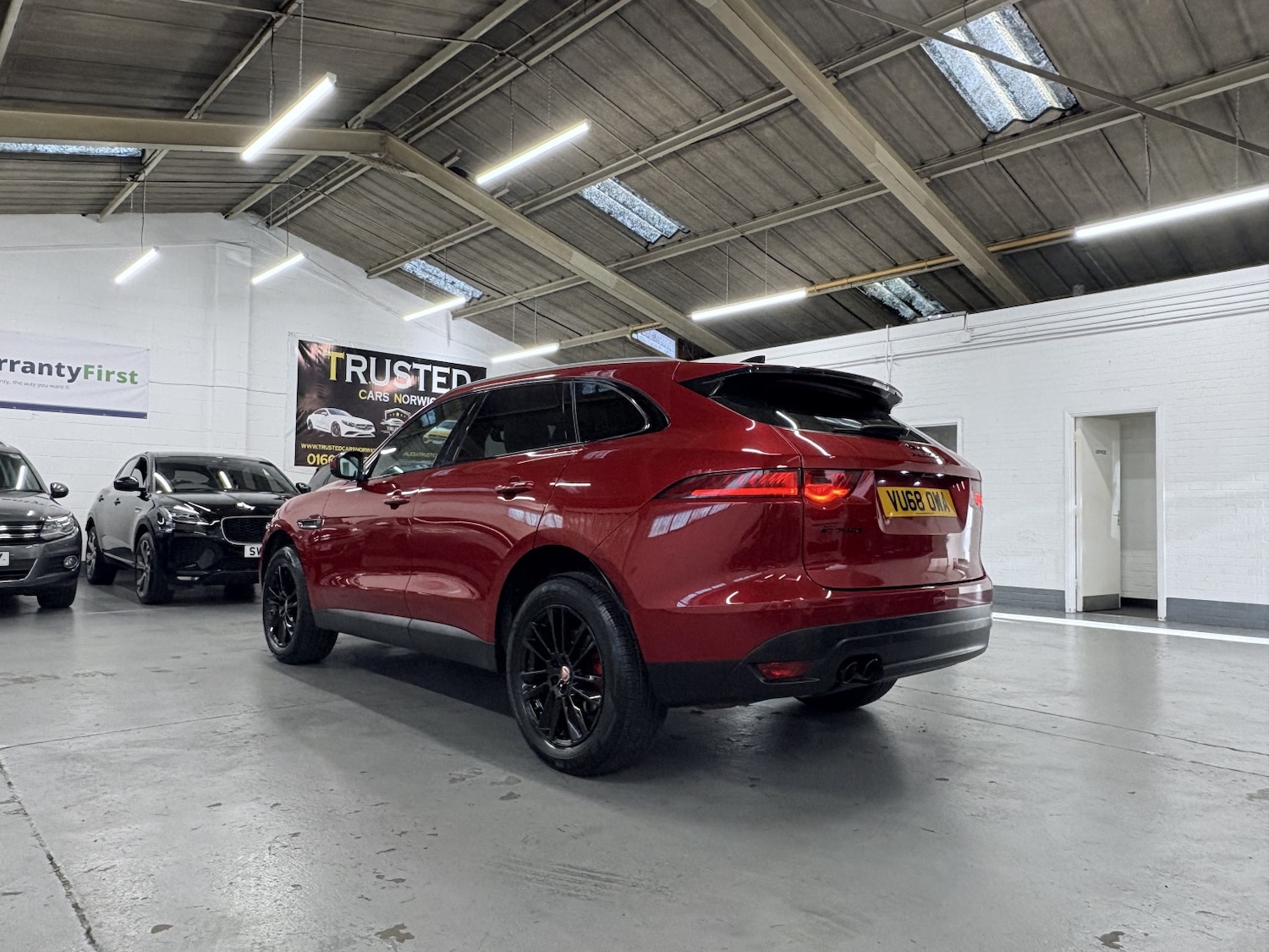 Used Jaguar F-Pace 2018 for sale - 77438381: Photo 15