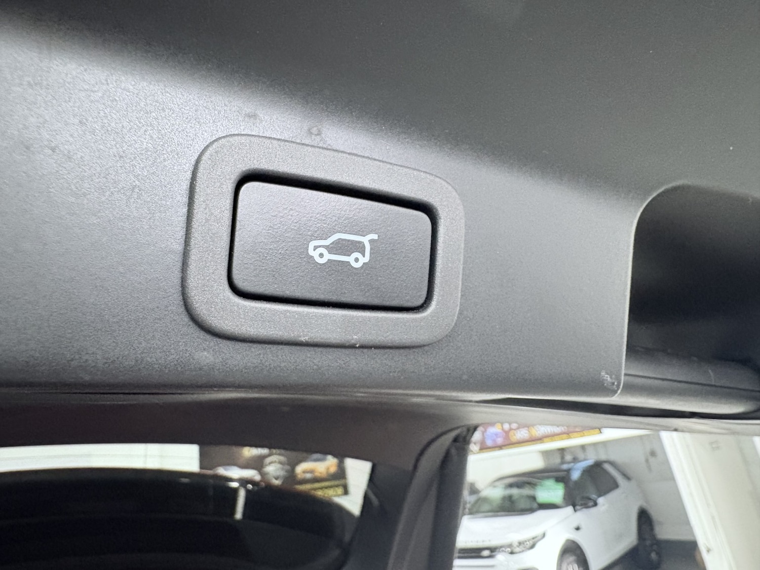 Used Jaguar F-Pace 2018 for sale - 77438381: Photo 32