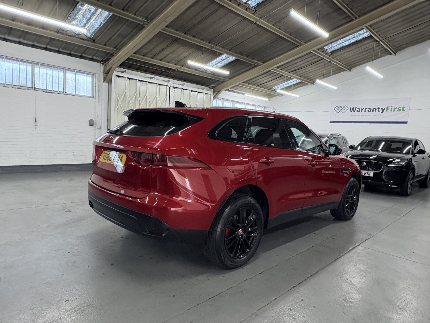 Used Jaguar F-Pace 2018 for sale - 77438381: Photo 4