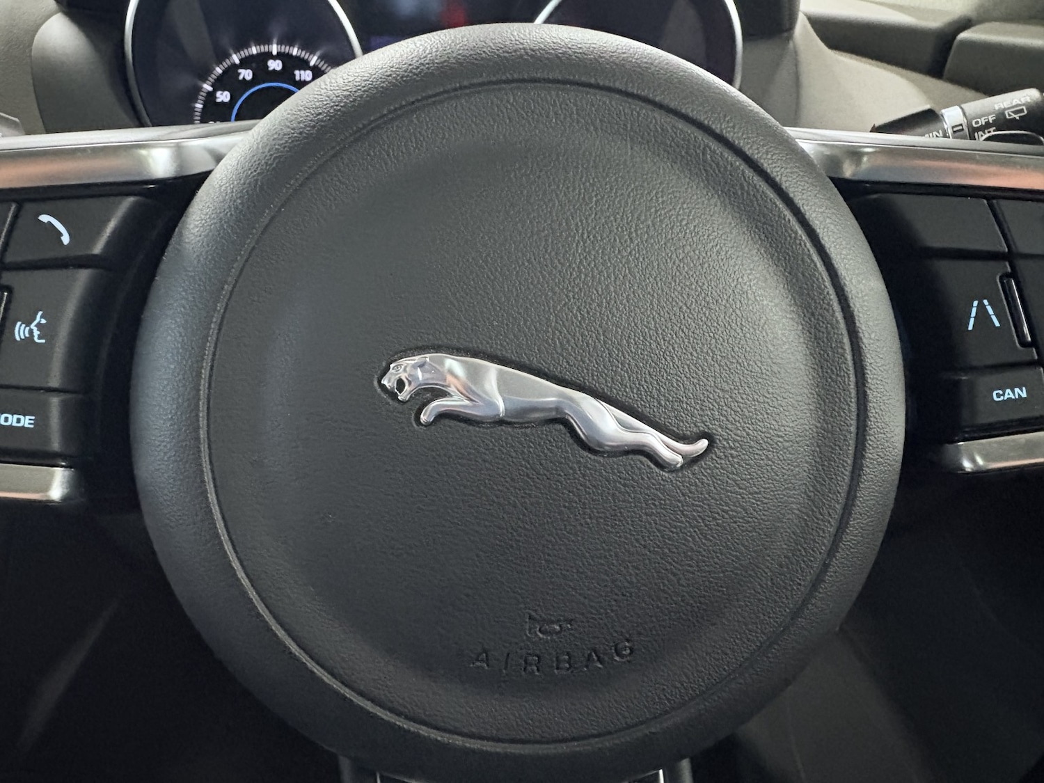 Used Jaguar F-Pace 2018 for sale - 77438381: Photo 97