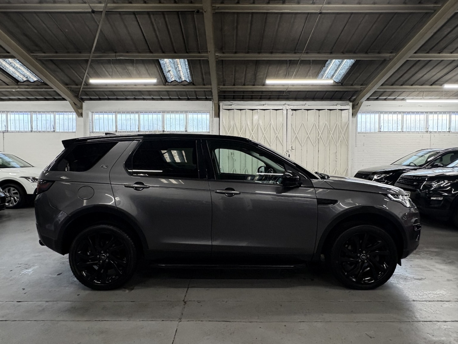 Used Land Rover Discovery Sport 2017 for sale - 77129610: Photo 10